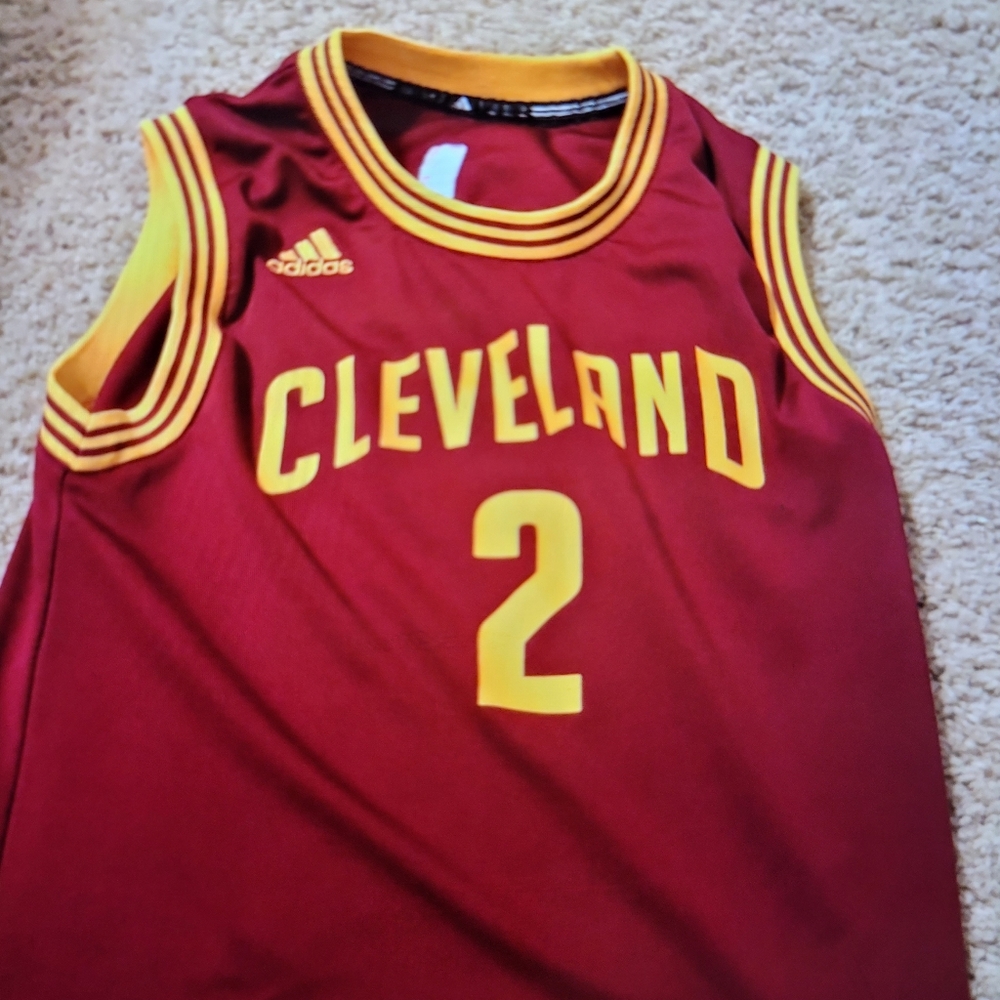 Youth Size M - Kyrie Irving jersey